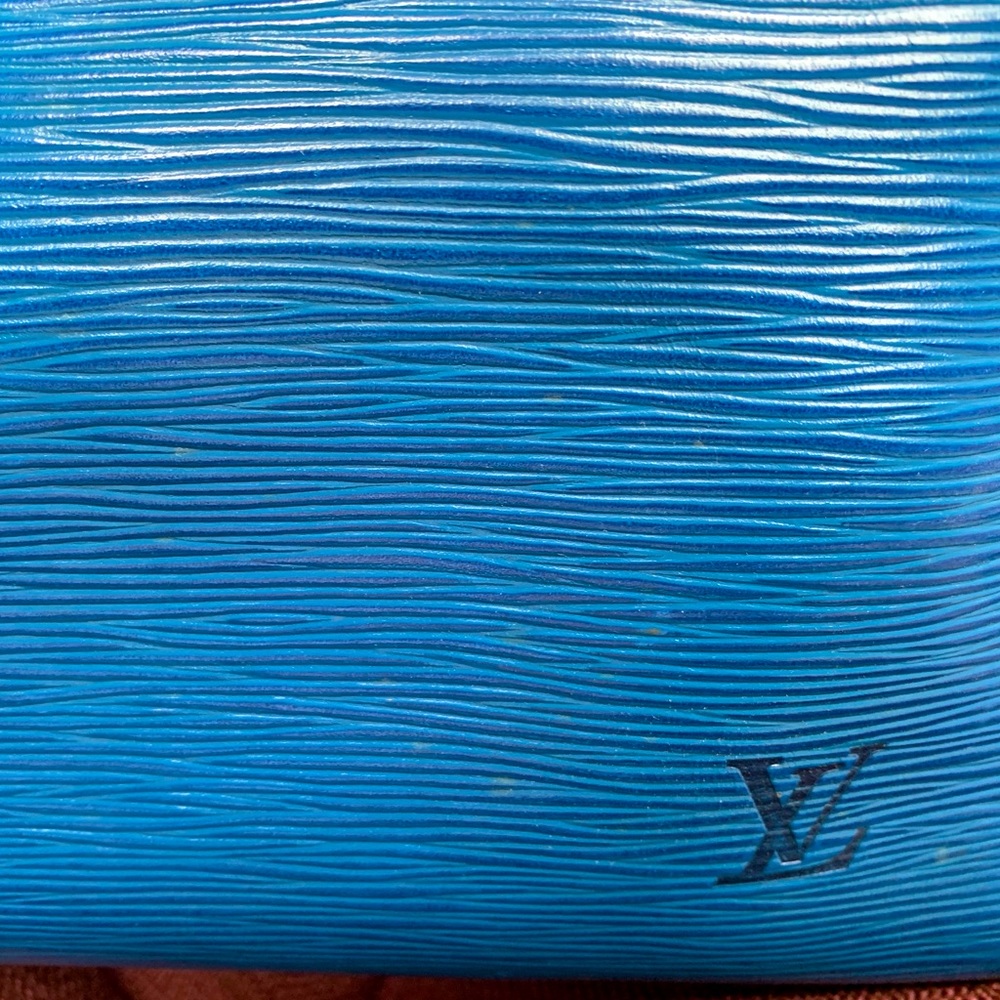 Vintage Louis Vuitton Speedy 30 in Blue Epi